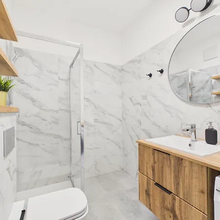 Goclaw Prime Uminskiego By Solarento * Varşova