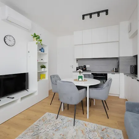 Goclaw Prime Uminskiego By Solarento Warsaw