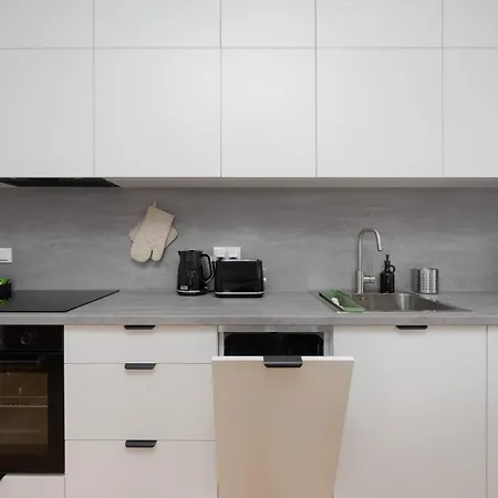 Apartment Goclaw Prime Uminskiego By Solarento Warsaw