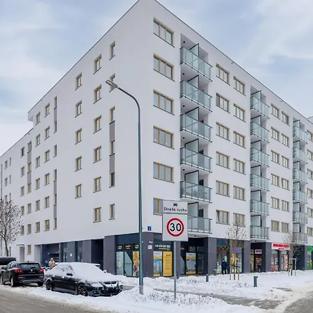 Goclaw Prime Uminskiego By Solarento Apartment *