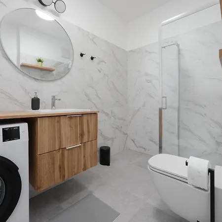 Goclaw Prime Uminskiego By Solarento Apartment