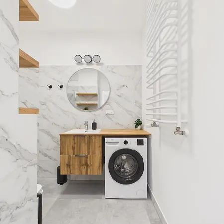 Apartment Goclaw Prime Uminskiego By Solarento