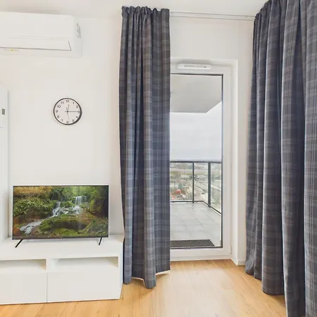 Goclaw Prime Uminskiego By Solarento Apartment