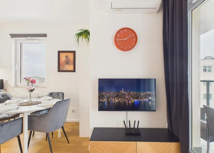 Apartment Goclaw Prime Uminskiego By Solarento *