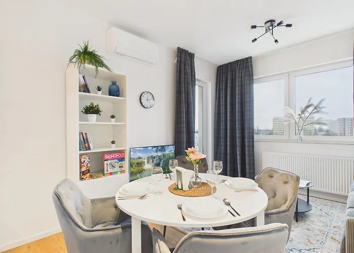 Apartment Goclaw Prime Uminskiego By Solarento Warsaw